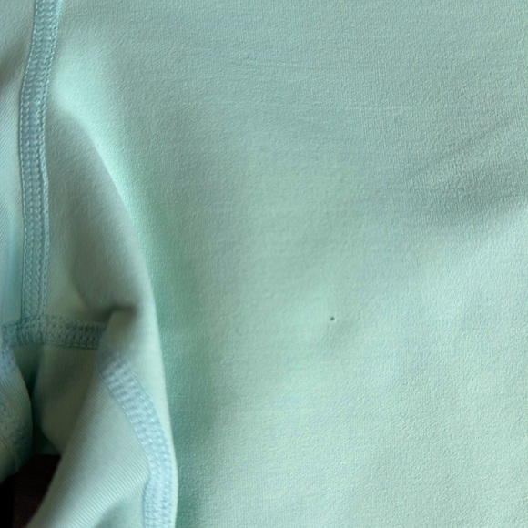 DYI Take Control Crop Leggings - Picture 2 of 4